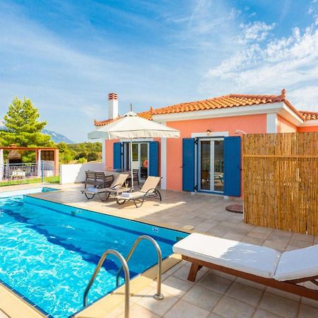 Villa Europe Ena Lakithra Ngoại thất bức ảnh
