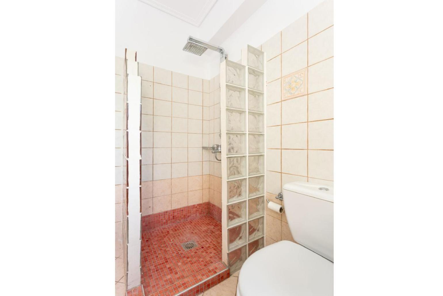 Villa Europe Ena Lakithra Ngoại thất bức ảnh