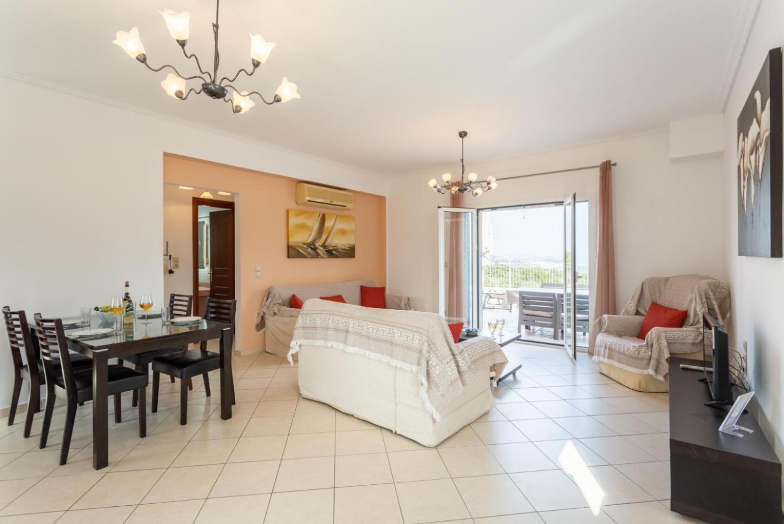 Villa Europe Ena Lakithra Ngoại thất bức ảnh