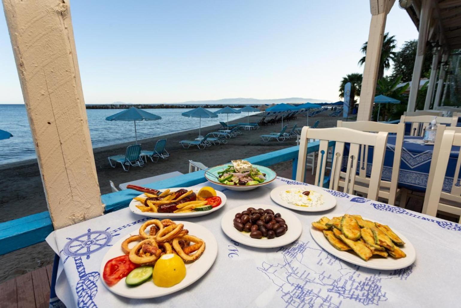 Villa Europe Ena Lakithra Ngoại thất bức ảnh