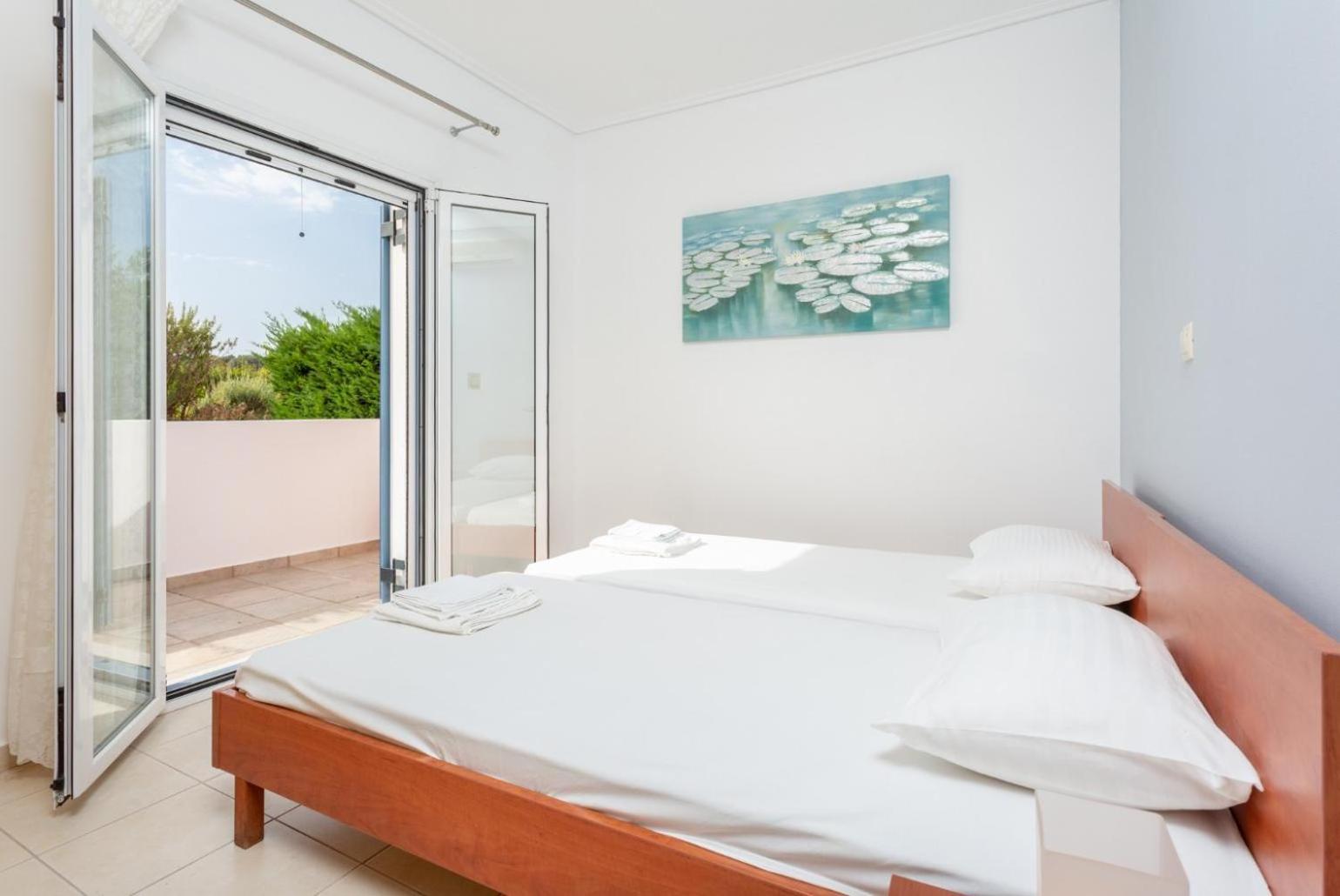 Villa Europe Ena Lakithra Ngoại thất bức ảnh